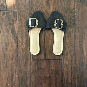 Scoop Sandals